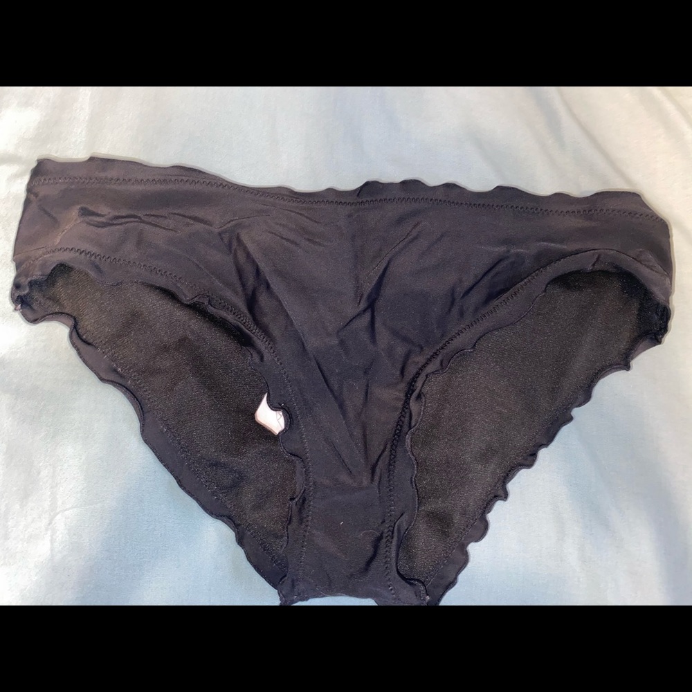 black swimsuit bottoms